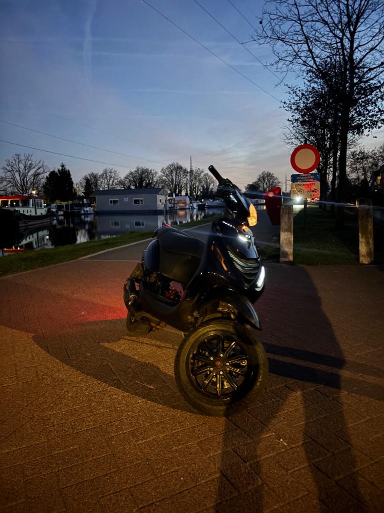 Zip 70cc LC, Fietsen en Brommers, Brommers | Overige merken, Ophalen, 70 cc, Piaggio Zip, Klasse B (45 km/u)