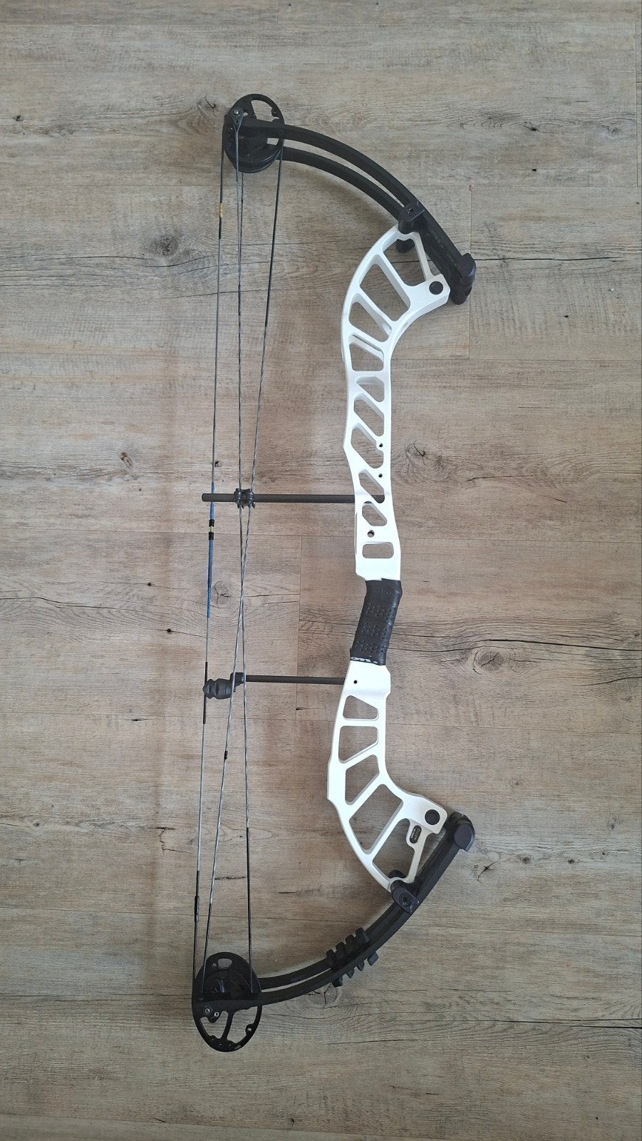 Hoyt Altus Compoundboog, Sport en Fitness, Handboogschieten, Ophalen of Verzenden, Zo goed als nieuw, Compoundboog