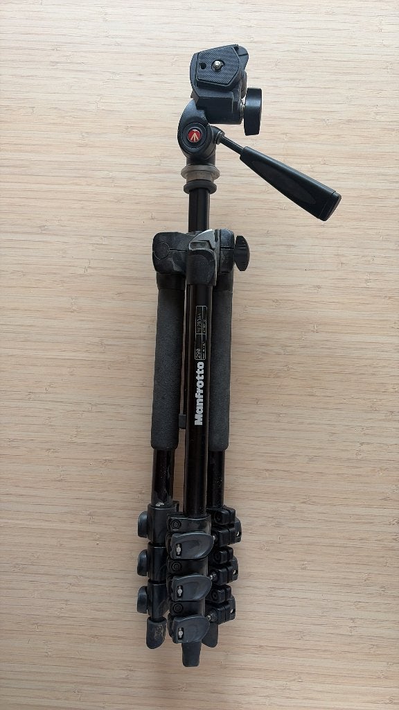 Foto statief Manfrotto 290, Audio, Tv en Foto, Fotografie | Statieven en Balhoofden, Ophalen, Met balhoofd, Driepoot, Zo goed als nieuw