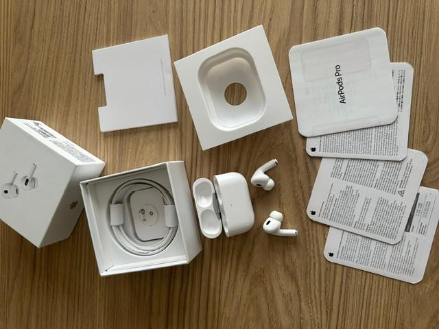 Airpods Pro 2e generatie, Telecommunicatie, Ophalen, Zo goed als nieuw, Wit, Apple