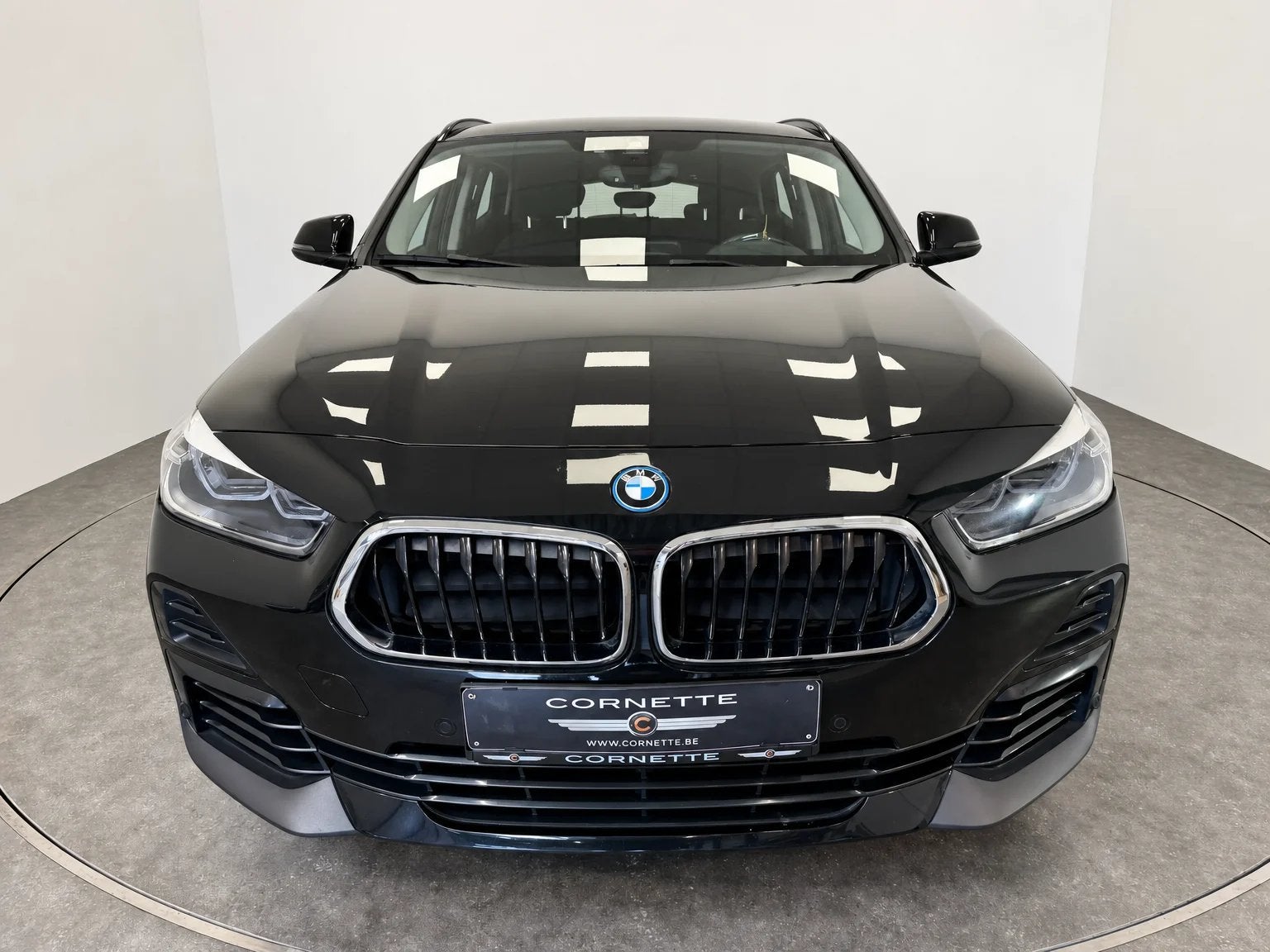 BMW X2 xDrive25e Shadowline PHEV, Auto's, BMW, Automaat, Parkeersensor, Zwart, Bedrijf