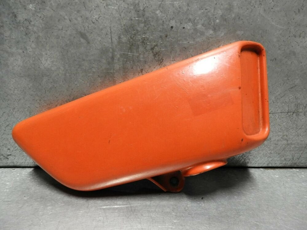 RD250 1979 - 1987, 1973 - 1978 Yamaha Cover D1-44041