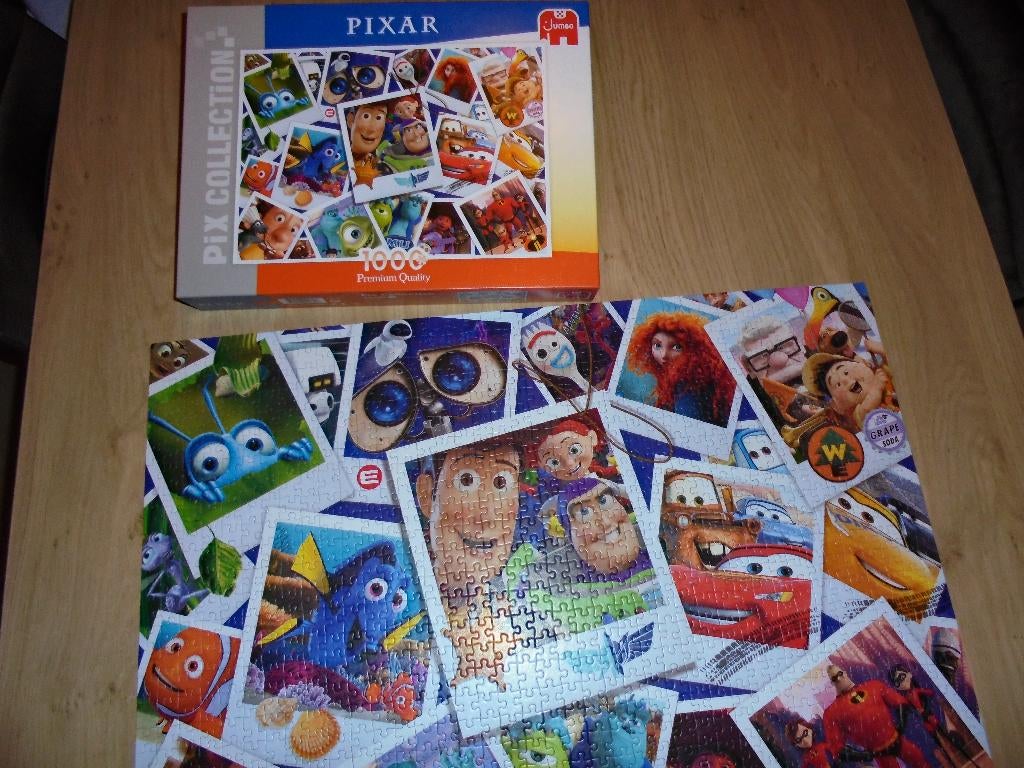 complete Disney pixar puzzel, Ophalen of Verzenden, 500 t/m 1500 stukjes, Gebruikt, Legpuzzel