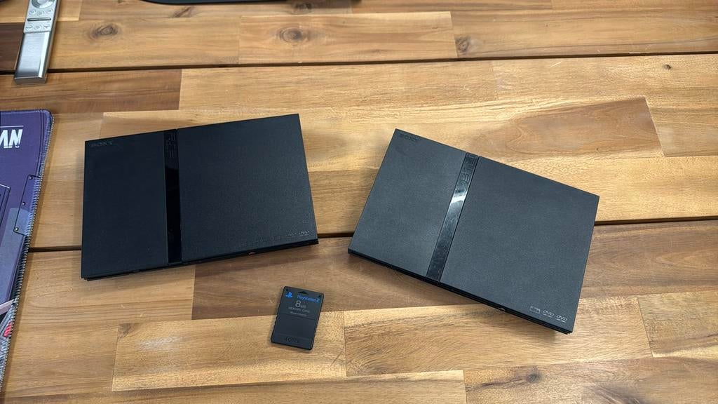 Playstation 2 slim, Games en Spelcomputers, Spelcomputers | Sony PlayStation 2, Gebruikt, Zwart, Ophalen of Verzenden, Met geheugenkaart