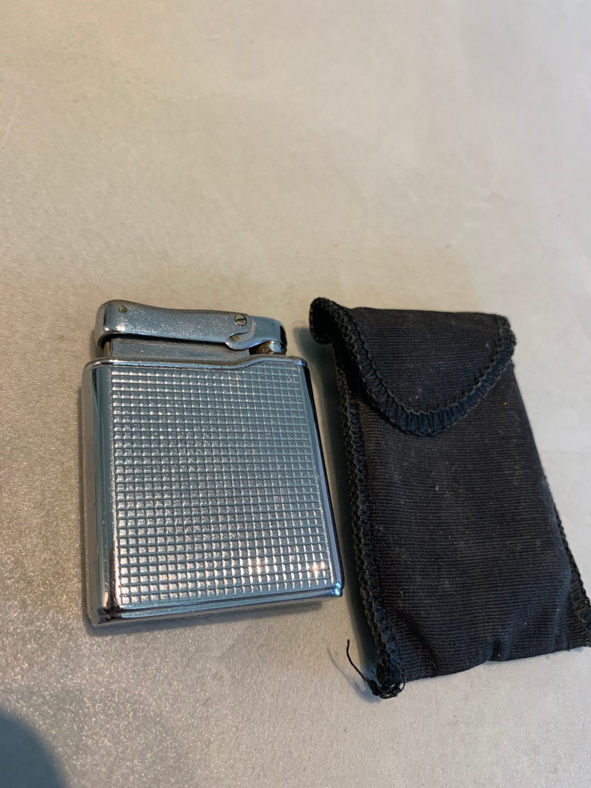 Vintage Colibri MonoGas – Jaren 50 – Patd Aansteker zippo, Enlèvement ou Envoi, Comme neuf, Briquet