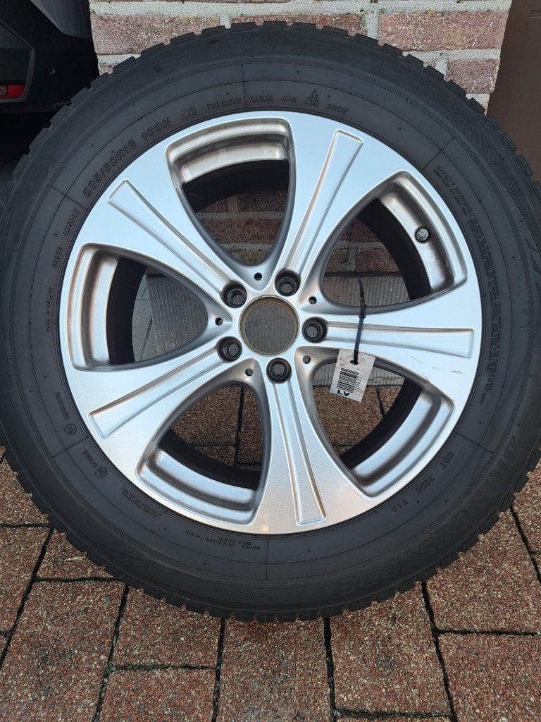 Mercedes GLC winterbanden + velgen, Auto-onderdelen, Ophalen, 18 inch, Gebruikt, Banden en Velgen