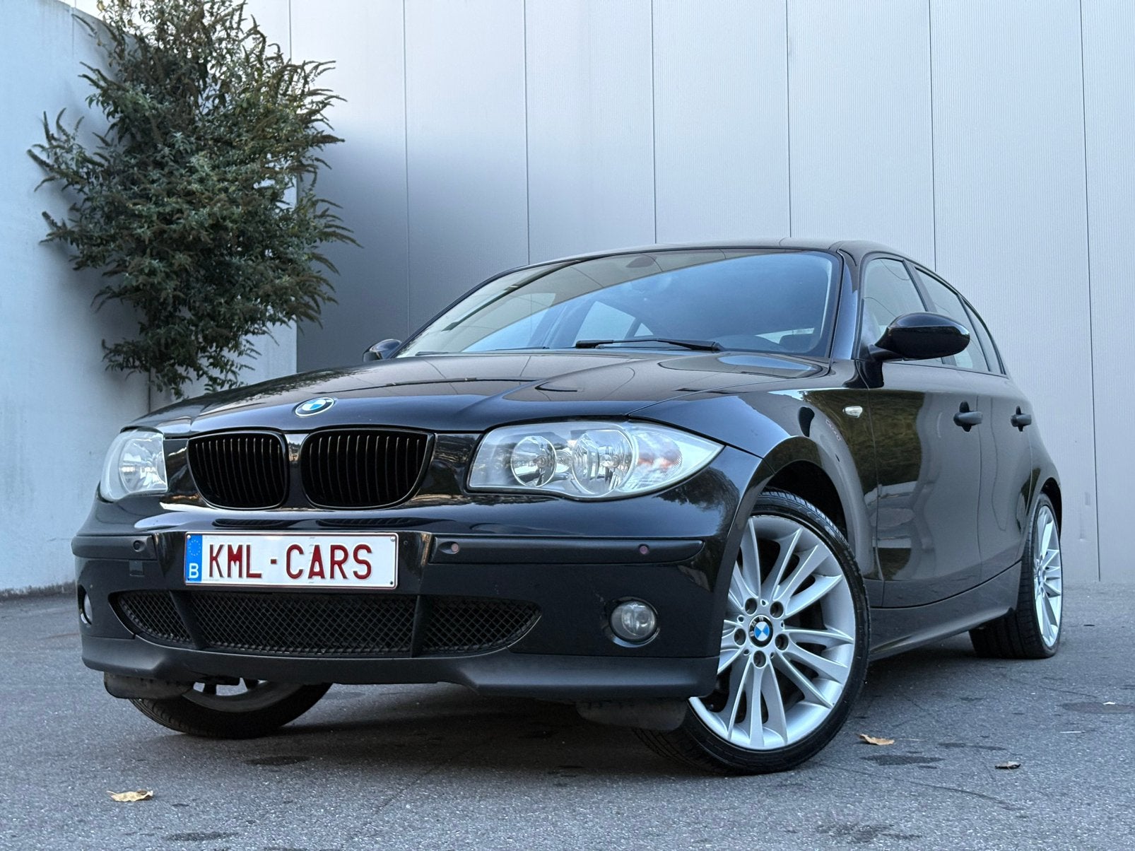 BMW 118I 2.0 BENZINE, AUTOMAAT, GEKEURD, CRUISE,NAVI,CARPLAY, Autos, Euro 5, Entreprise, Garantie prolongée, 95 kW