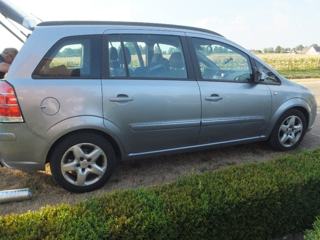 opel zafira,export, Auto's, Blauw, 5 deurs, Particulier, Euro 4