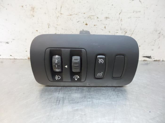 Commutateur phare hauteur réglable d'un Renault Megane (Meg, Renault, -, Utilisé, -