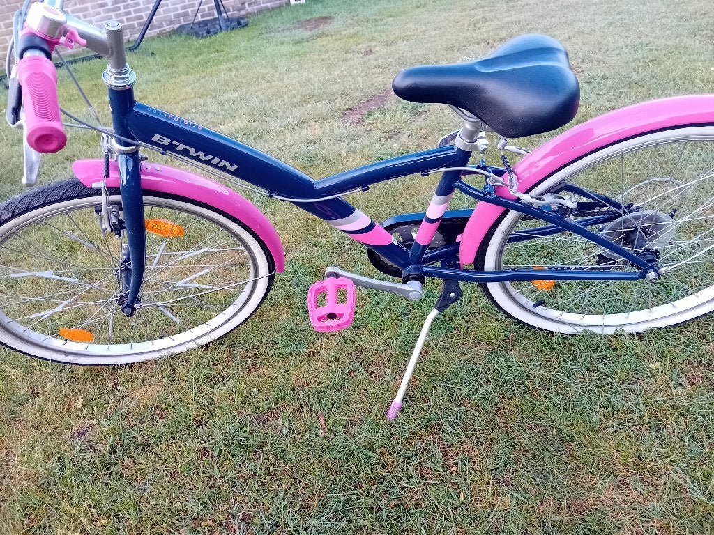 Meisjes fiets, Enlèvement