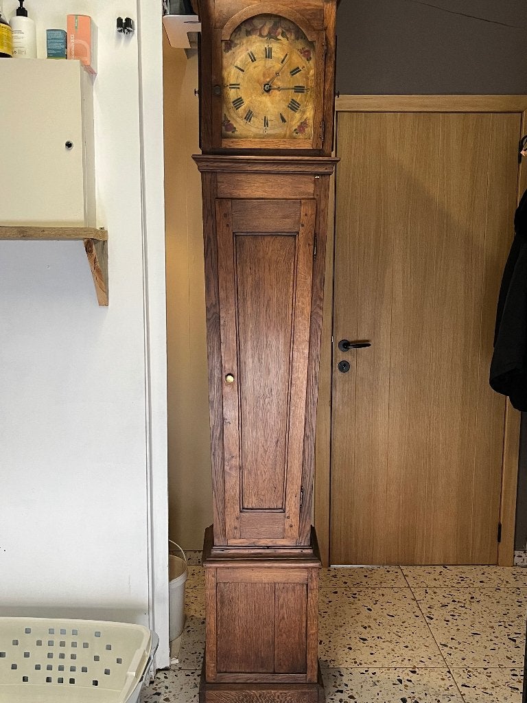 Antieke staande klok, Ophalen