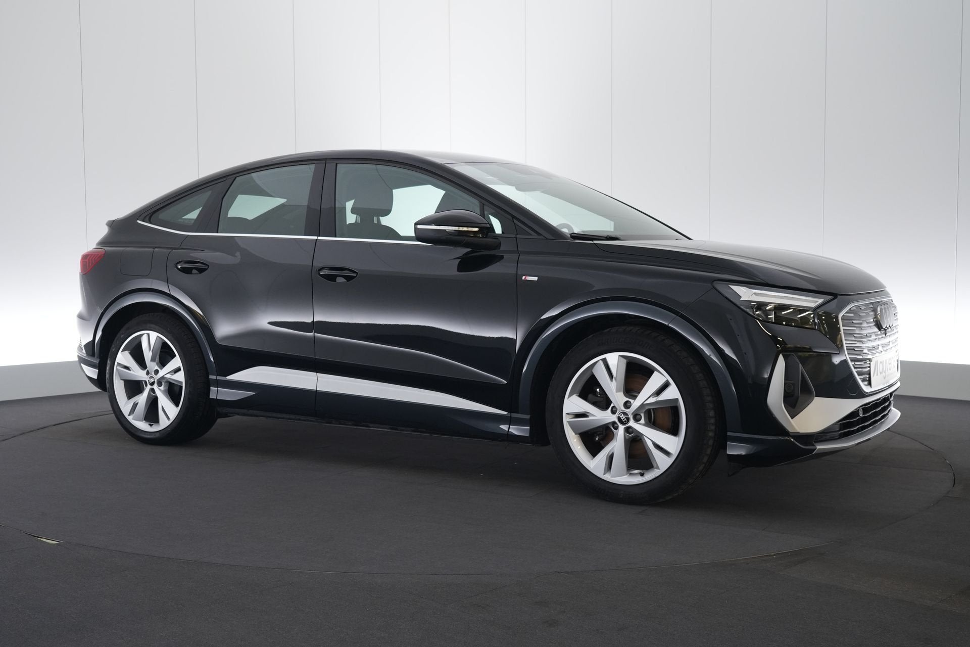 (2CHB565) AUDI Q4 SPORTBACK E-TRON, Autos, Autres modèles, Achat, Entreprise, Carnet d'entretien