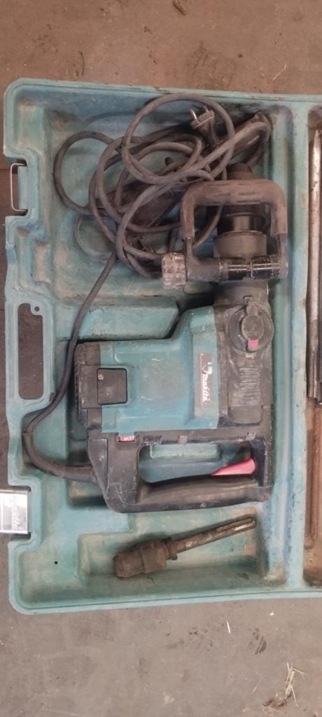 Makita boorhamer SDS MAX !!! TE HUUR !!!, Doe-het-zelf en Bouw, Gereedschap | Boormachines, Ophalen