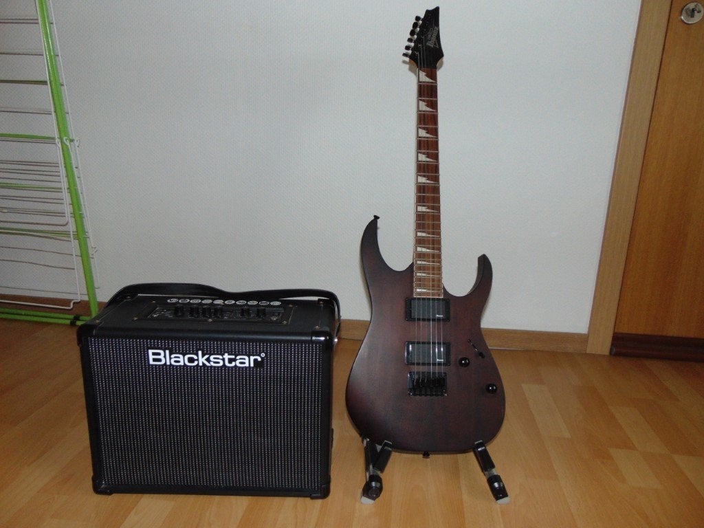 Gitaar Ibanez + Versterker Blackstar ID:Core Stereo 40, Muziek en Instrumenten, Ophalen, Ibanez, Nieuw, Met versterker