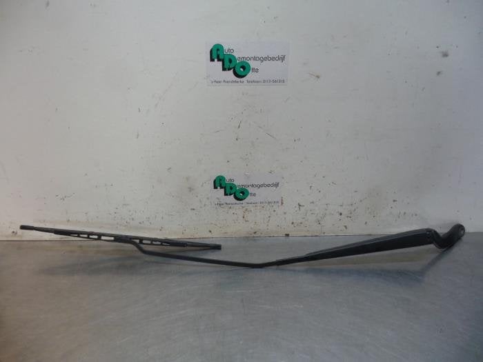 Bras essuie-glace avant d'un Ford Fiesta (Fiesta 02-), -, 3 mois de garantie, -, -