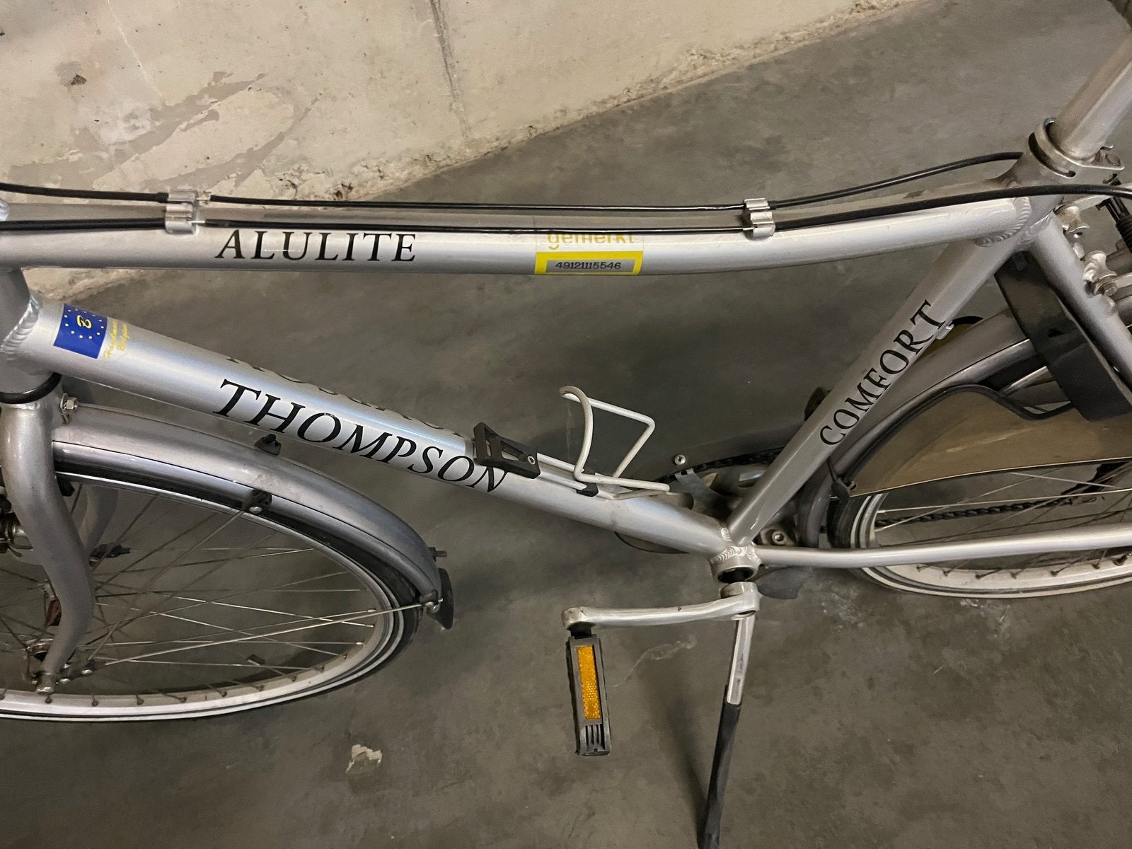 THOMPSON, Vélos & Vélomoteurs, Enlèvement