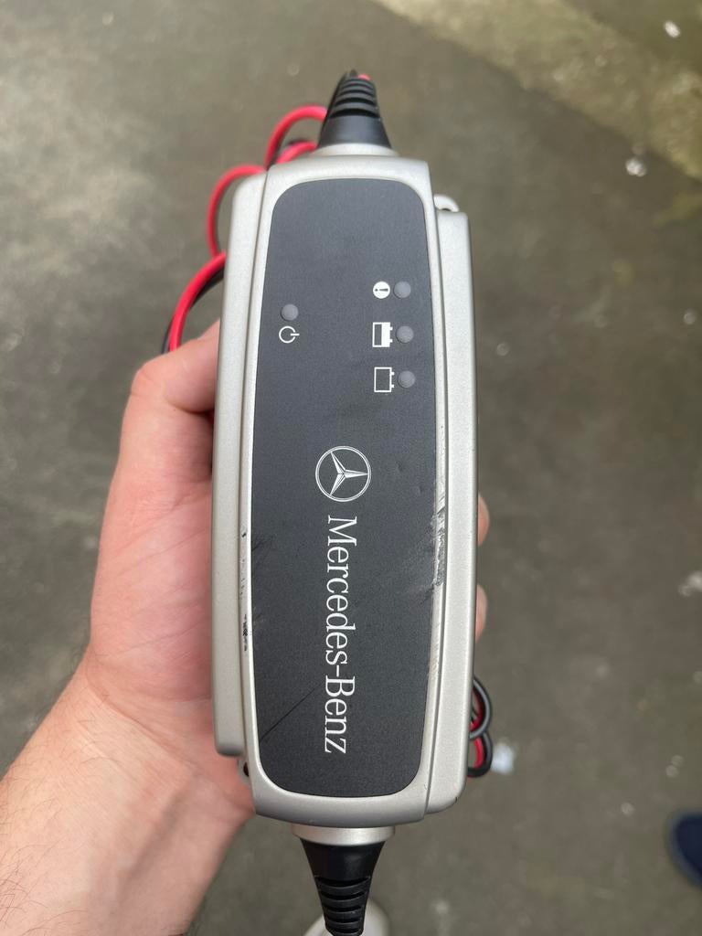 Chargeur batterie voiture mercedes, Enlèvement ou Envoi