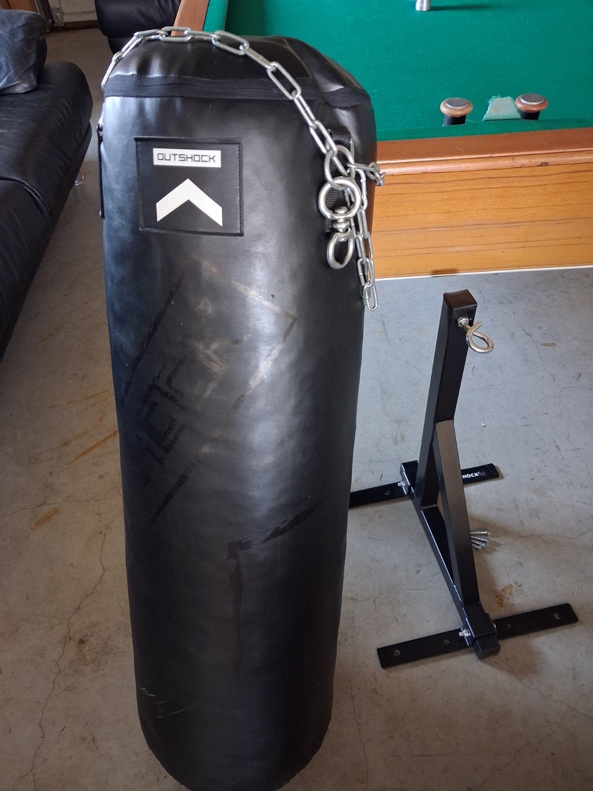 Boxzak met ophangsysteem en diverse handschoenen, Enlèvement, Sac de boxe