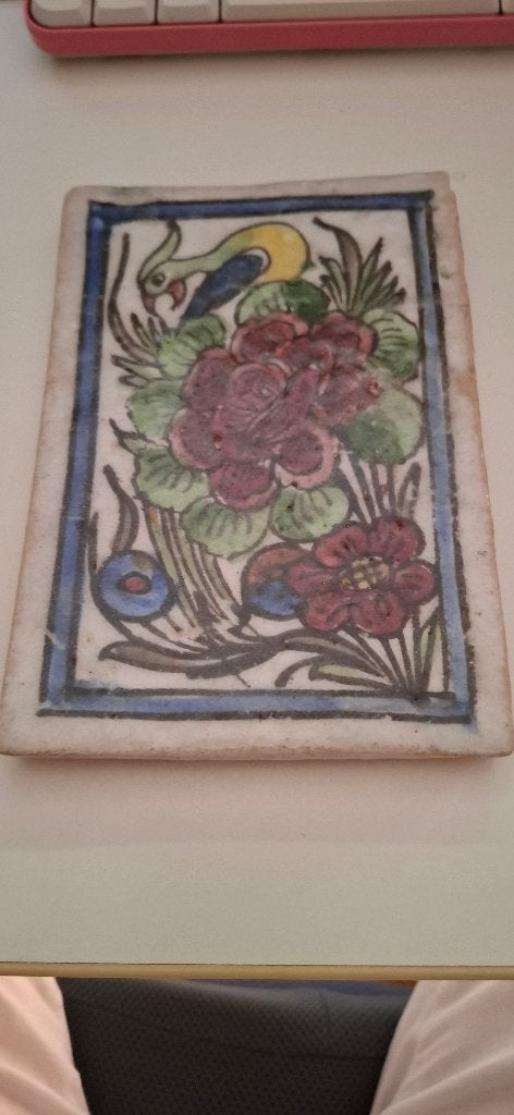Qajar tegel met handbeschilderd motief, Verzenden