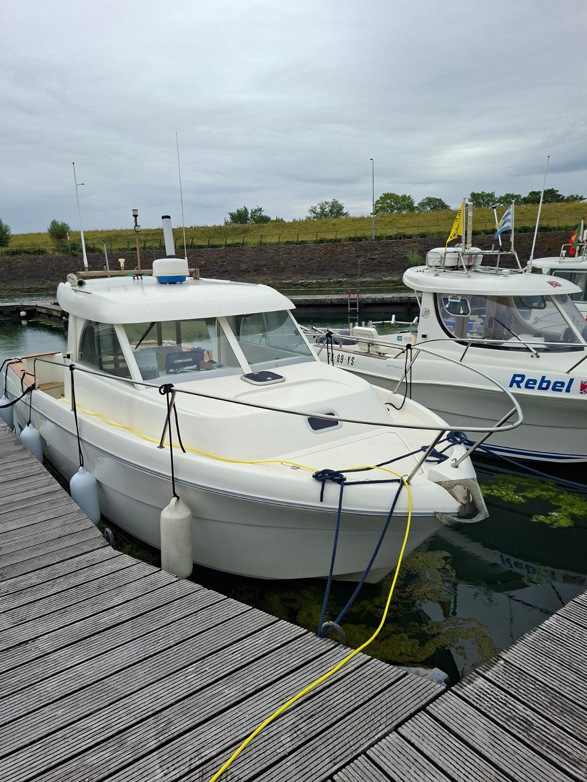 beneteau antares 710, Watersport en Boten, 70 cm, Diesel, Ophalen of Verzenden, Zo goed als nieuw