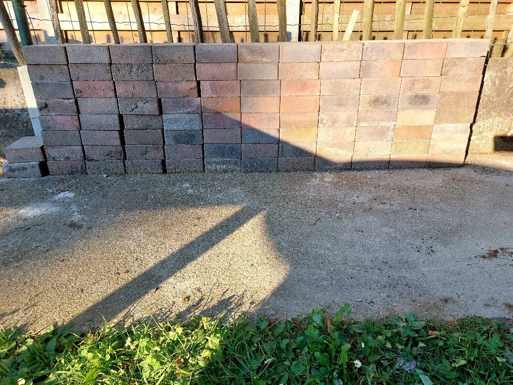 GRATIS 1,3m² klinkers SPERU ( gemengde kleur)  (Herenthout), Doe-het-zelf en Bouw, Vloerdelen en Plavuizen, Nieuw, Plavuizen, Steen of Klei