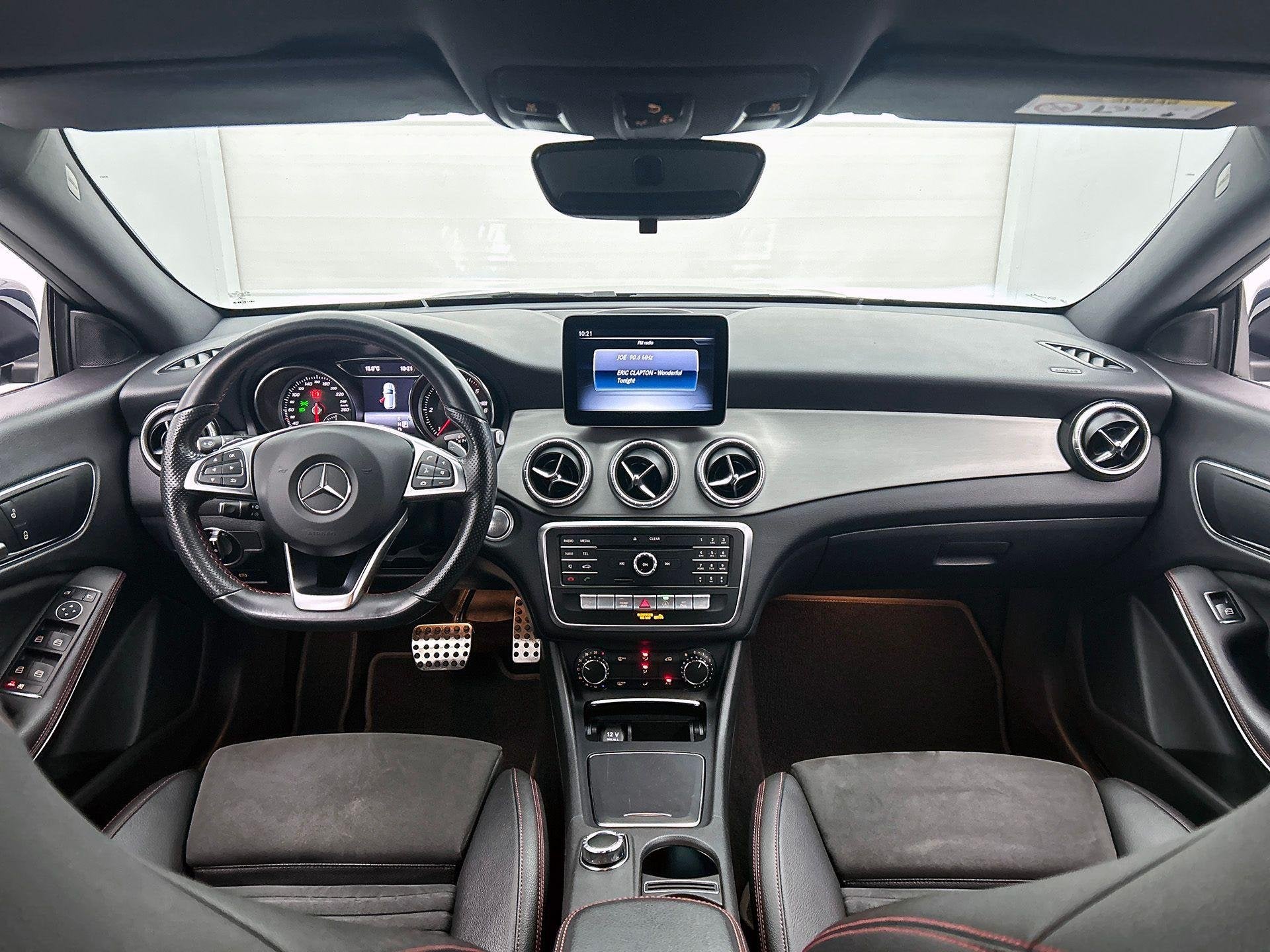 Mercedes-Benz CLA-Klasse 180 D Shooting Brake AMG Line | Ach, Auto's, CLA, Gebruikt, Euro 6, 4 cilinders