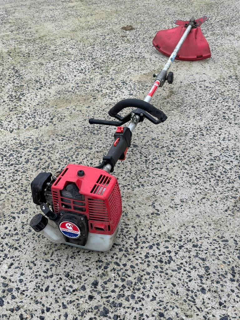 Maruyama MC321 bosmaaier, Tuin en Terras, Ophalen