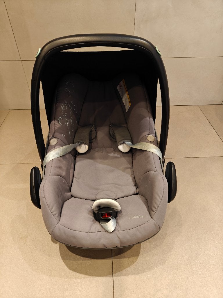 Maxi cosi  + base + hoes, Ophalen, Gebruikt, Isofix, 0 t/m 13 kg