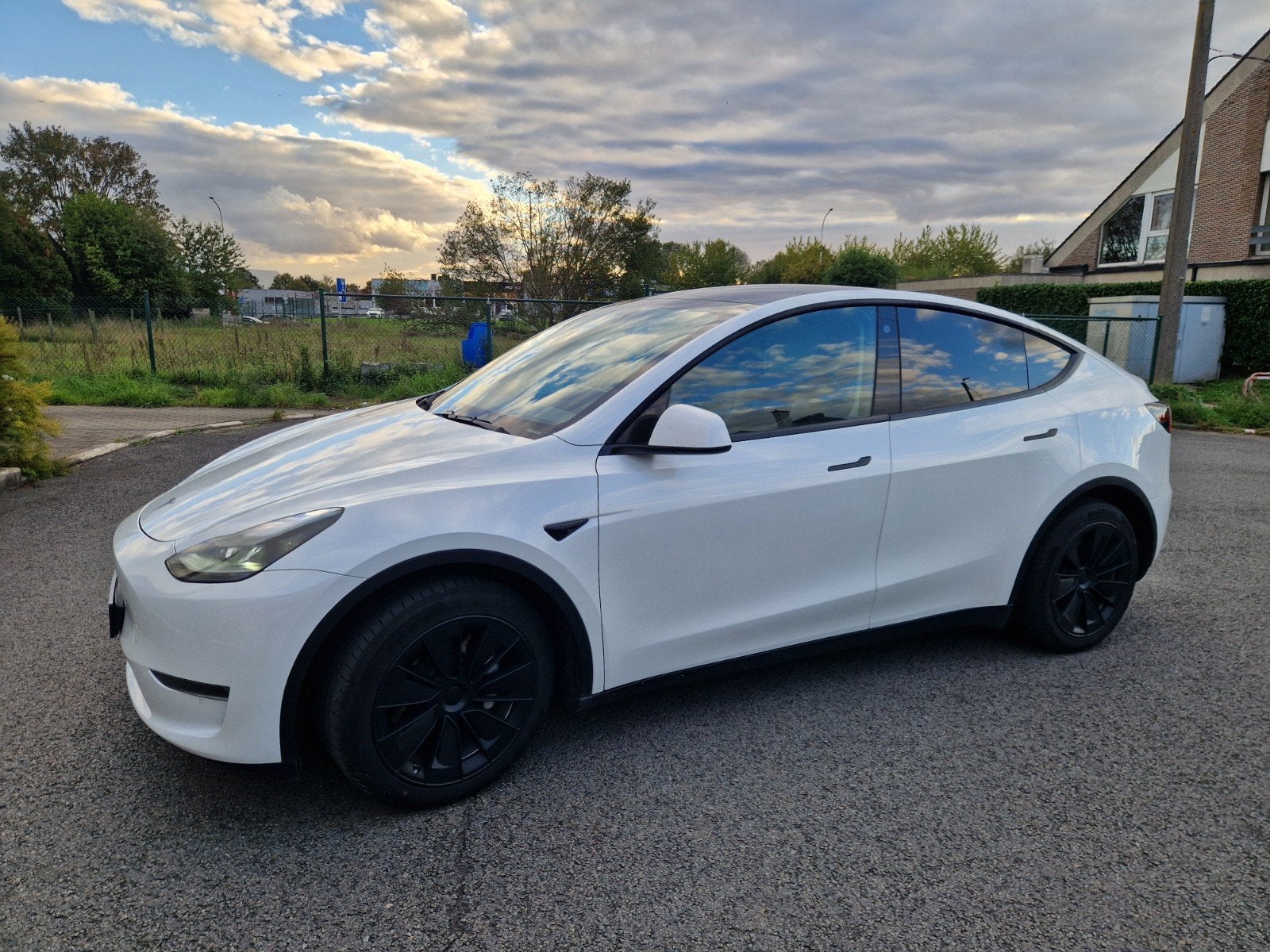 Tesla model Y, Autos, Achat, Noir, 5 portes, Automatique