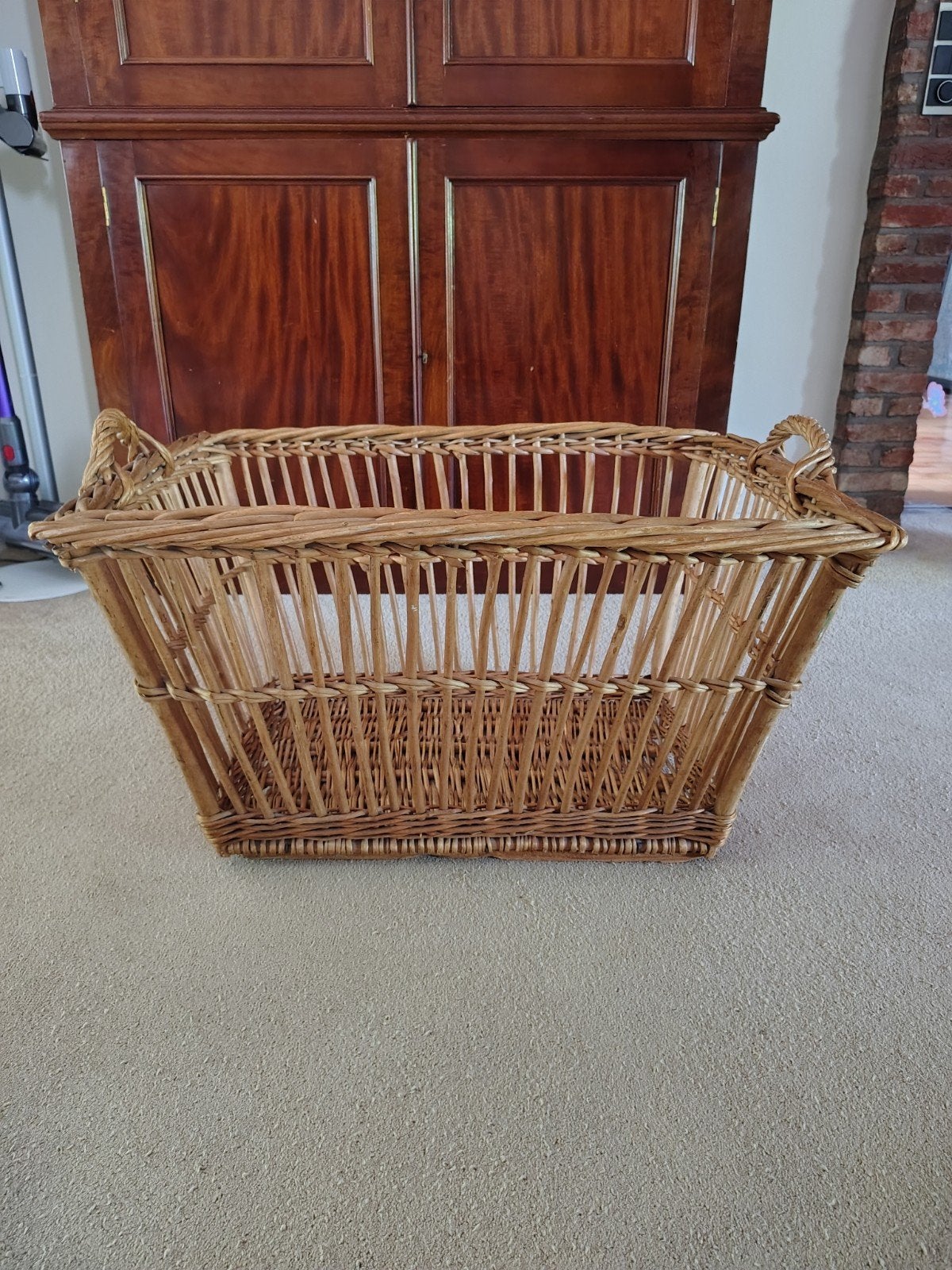 Authentieke rieten wasmand / opbergmand, Ophalen