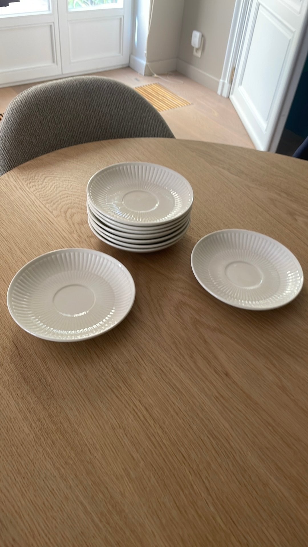 9 ondertassen/schotel Royal Boch Vienne, Huis en Inrichting, Keuken | Servies, Ophalen, Zo goed als nieuw, Royal Boch