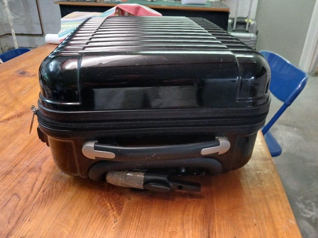 Valise de cabine, 35 à 45 cm, Plastique dur, Enlèvement, Utilisé