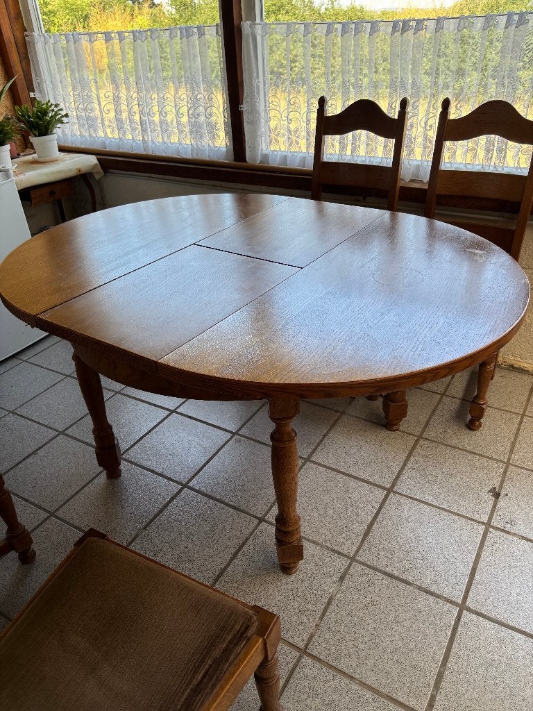 table et 4 chaises en chêne massif,, Maison & Meubles, 150 à 200 cm, Cinq personnes ou plus, Comme neuf, 100 à 150 cm