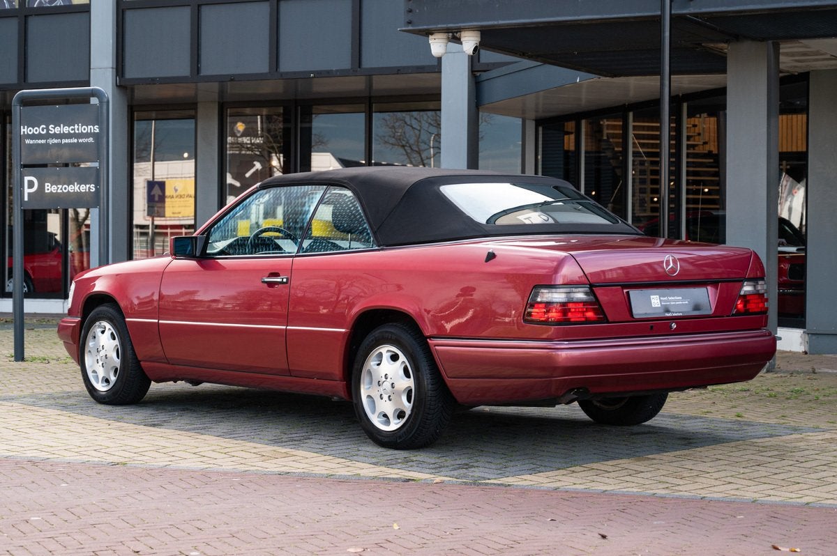 Mercedes-Benz E-Klasse 220 Cabriolet ( W124 ) (automatique), Autos, Achat, 110 kW, Entreprise, Cabriolet
