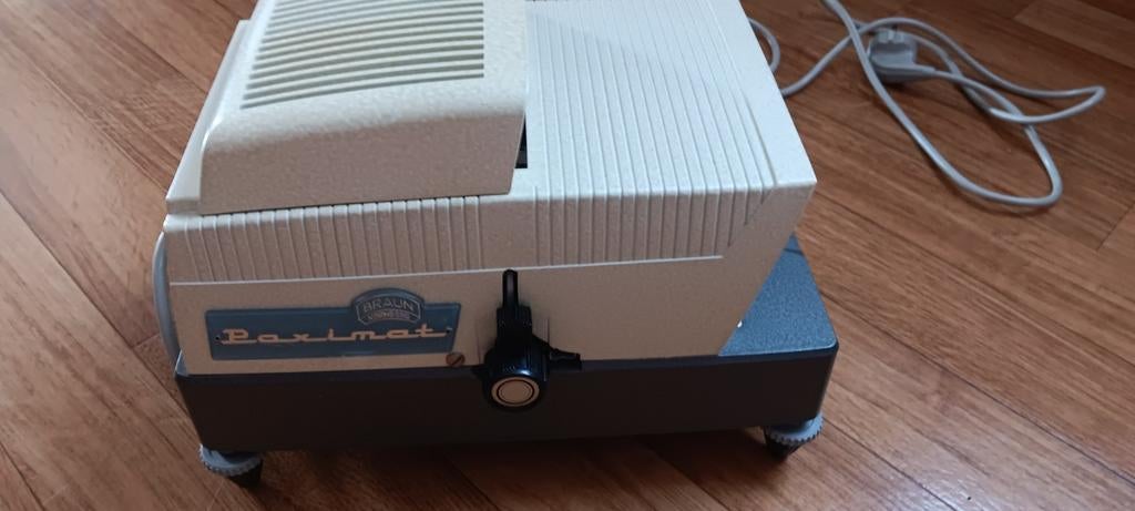 Diaprojector, Enlèvement