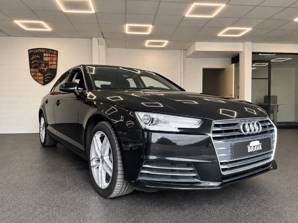 Audi A4 2.0 TDI Automaat – 2016 – slechts 100.750 km!, 4 deurs, Stof, Zwart, 4 cilinders