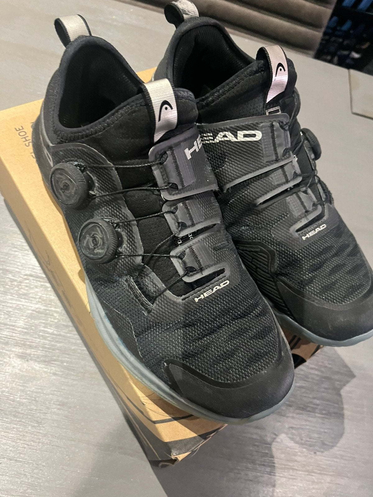 Chaussures padel HEAD pro motion BOA P42,5, Vêtements | Hommes, Enlèvement, Porté, Chaussures de sport, Noir