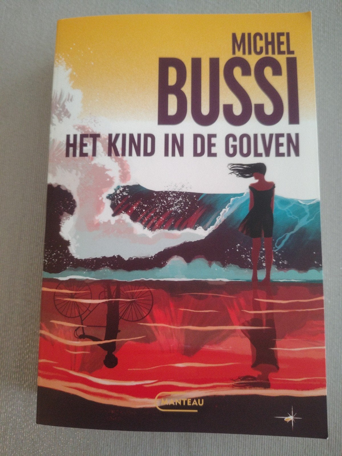 Michel Bussi - Het kind in de golven, Ophalen of Verzenden, Michel Bussi