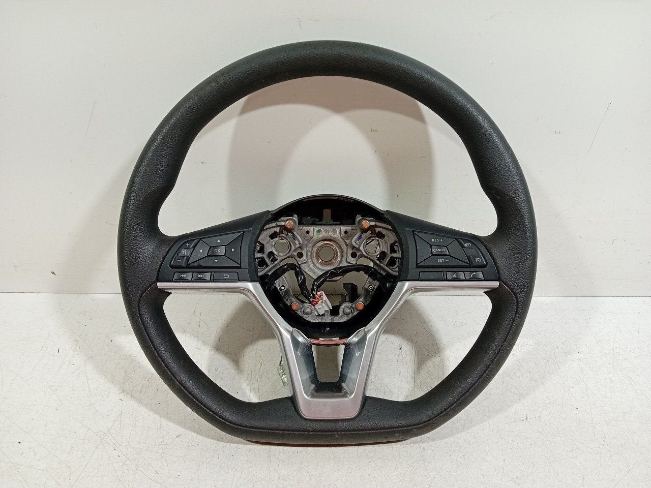 Stuur Nissan Micra, Onderdelen@venauto.nl, Van der Ven Autorecycling B.V., Ettenseweg 76, 4706 PB Roosendaal, The Netherlands