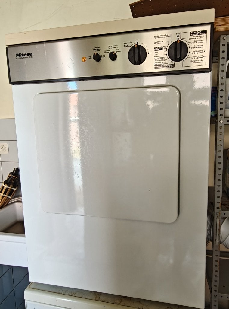 Miele Droogkast, 4 tot 6 kg, Ophalen, Zo goed als nieuw, Luchtafvoer