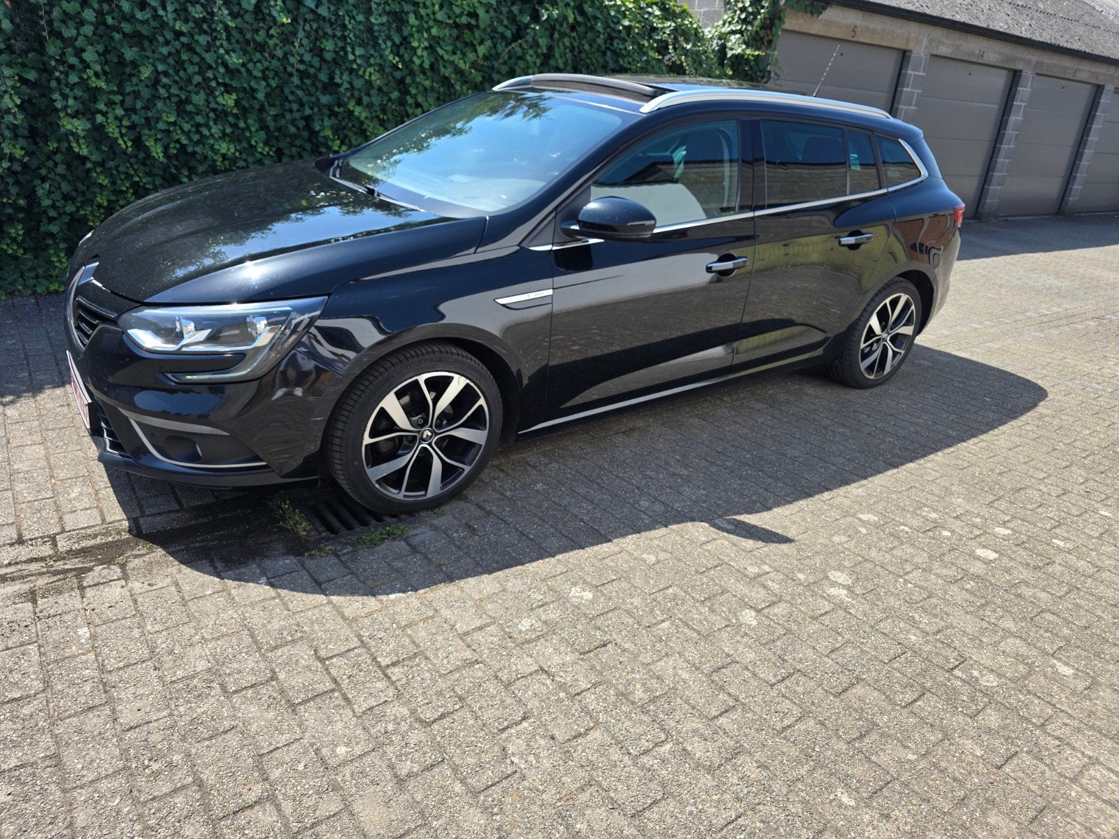 Renault megane Boss Full option Fixed price, Achat, Euro 6, Noir, 5 portes