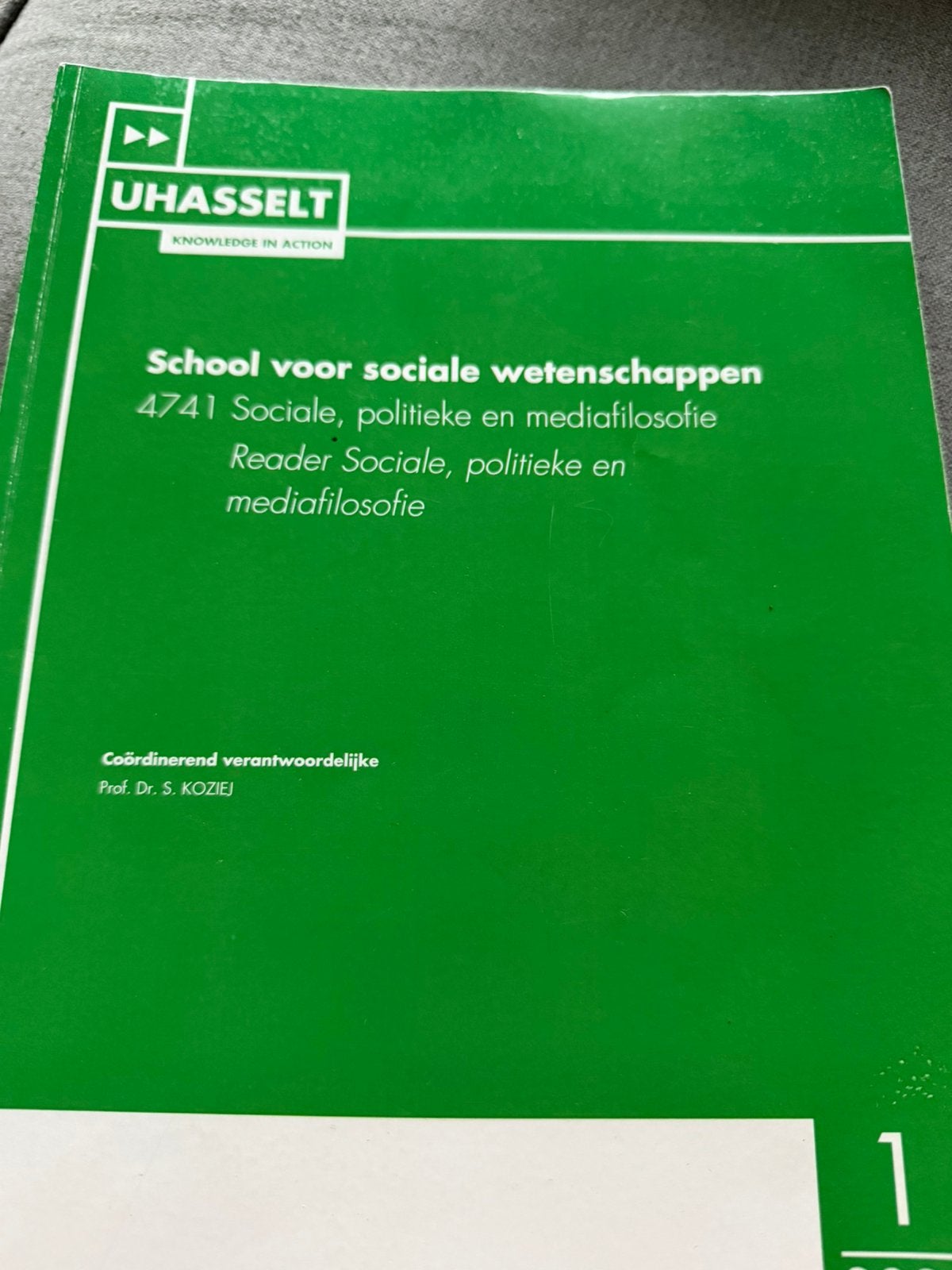 Reader Sociale wetenschappen U Hasselt 1e jaar, Ophalen of Verzenden, Zo goed als nieuw
