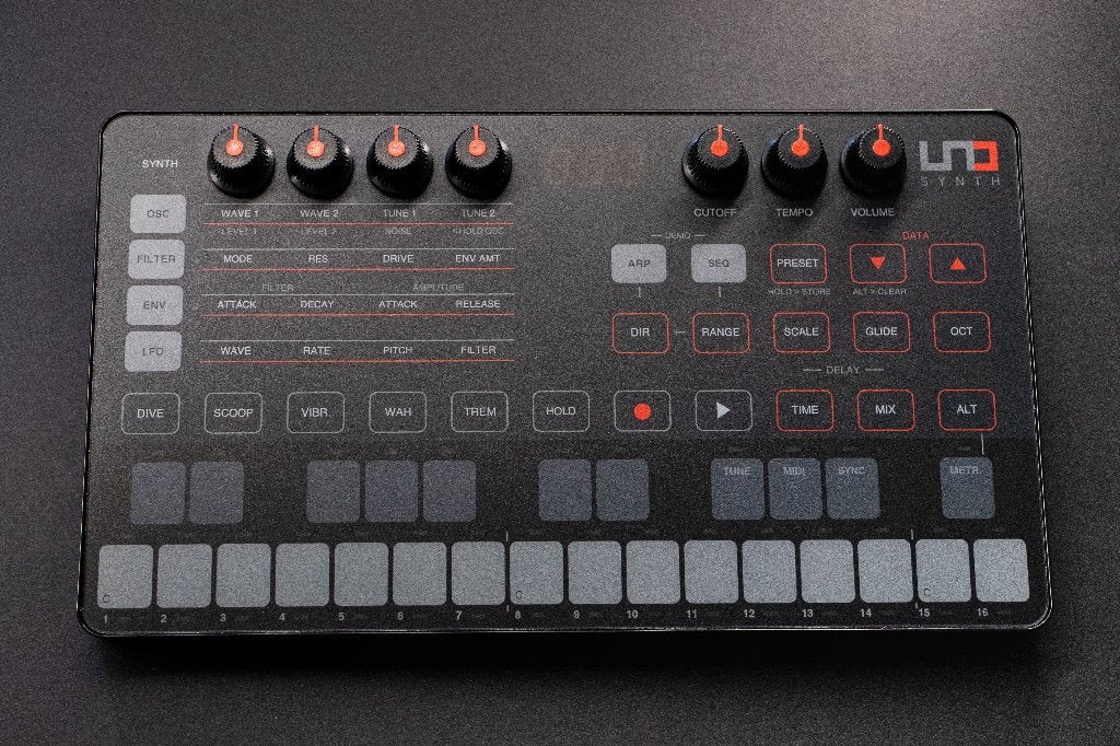 UNO Synth : analoge synthesizer, Musique & Instruments, Autres marques, Autres nombres, Enlèvement, Utilisé