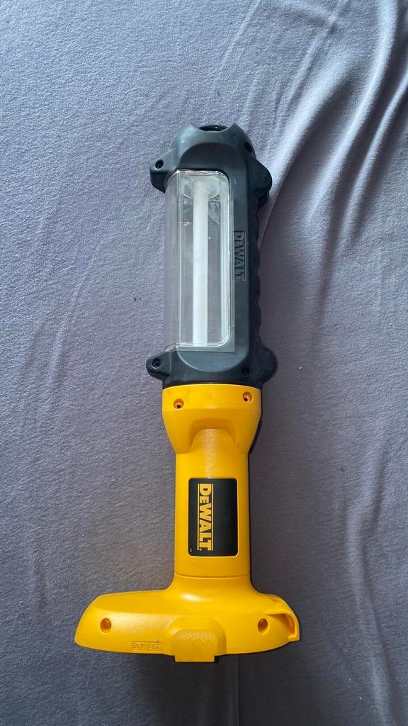 De walt lamp 18v nieuwe, Doe-het-zelf en Bouw, Ophalen of Verzenden, Zo goed als nieuw, 50 tot 200 watt, Lamp