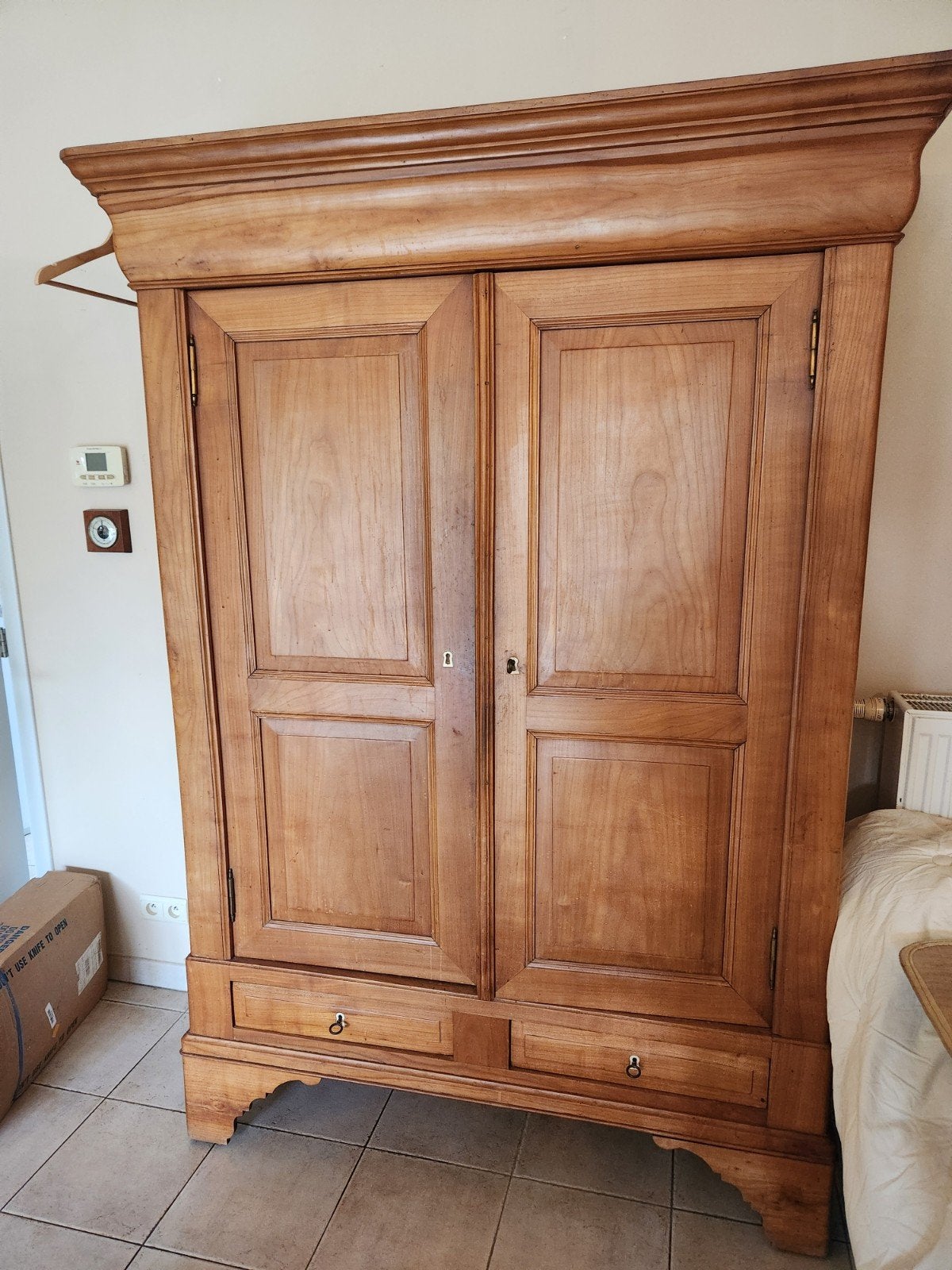 Superbe armoire ancienne en merisier – Style Louis-Philippe, Antiquités & Art, Enlèvement