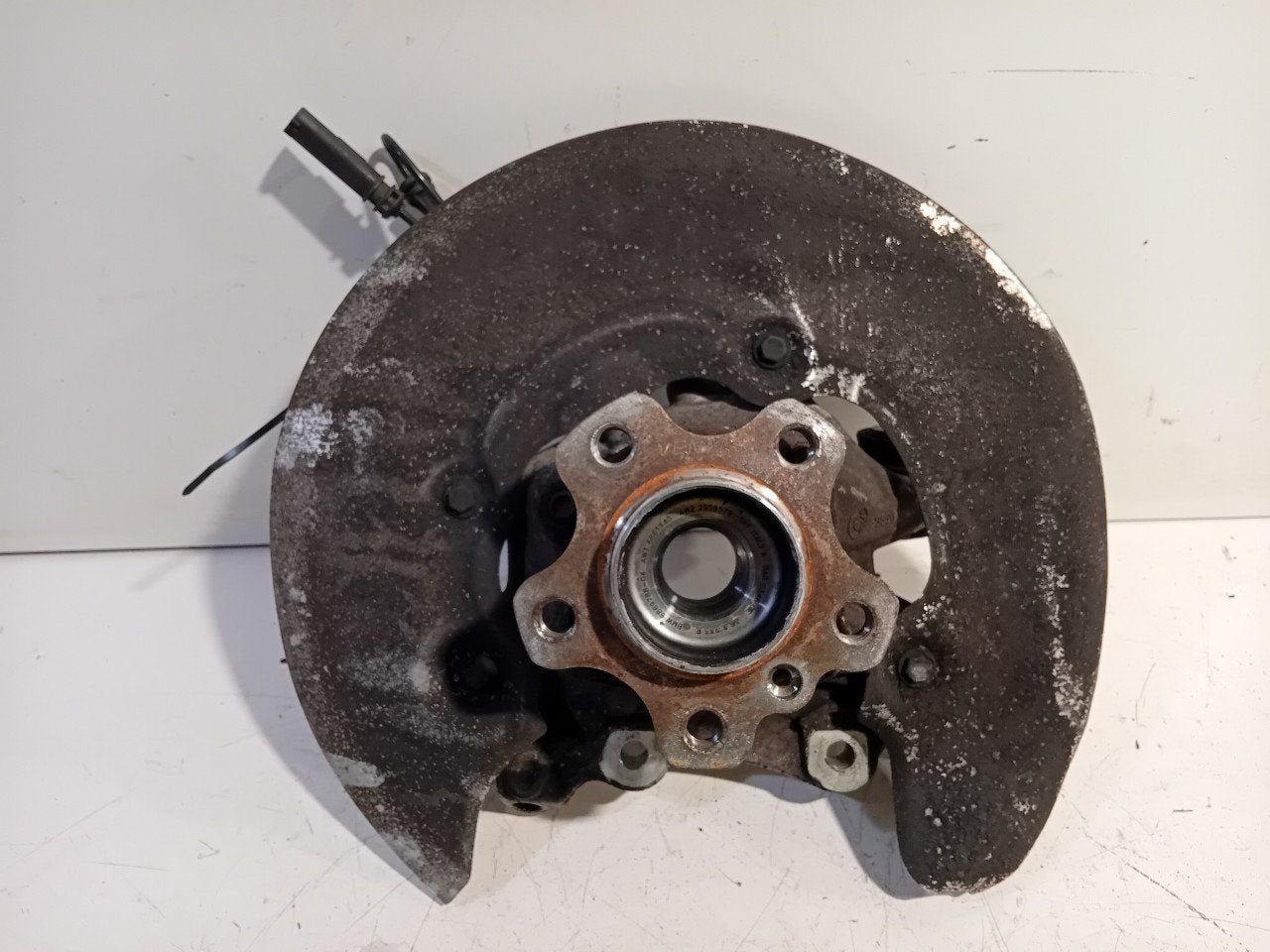 Wielnaaf links achter BMW 3 serie, BMW, Onderdelen@venauto.nl, Van der Ven Autorecycling B.V., Ettenseweg 76, 4706 PB Roosendaal, The Netherlands