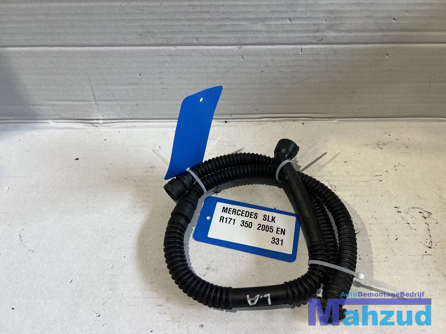 MERCEDES SLK R171 afvoer water slang 2005-2011, Gebruikt, Mercedes-Benz AG, Mercedes-Benz, Mercedesstrasse 120
70372  Stuttgart, DE