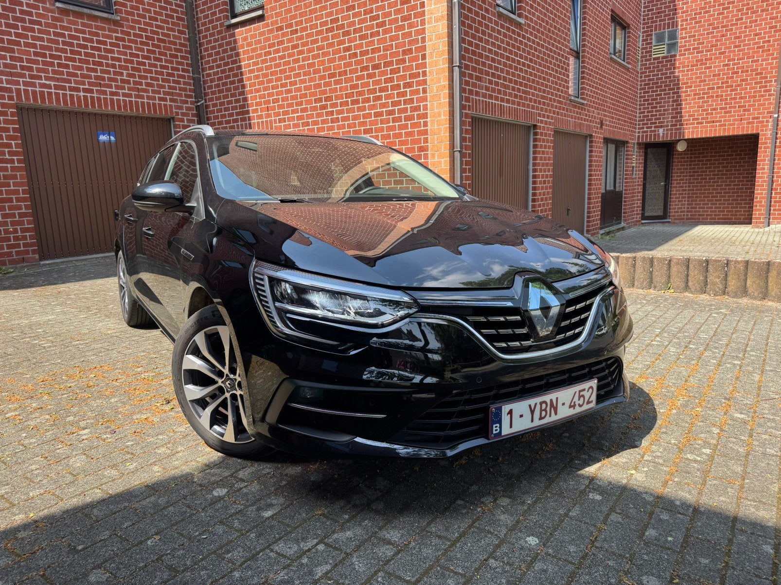 Renault megane 1.33 tce automatique a vendre., Autos, Achat, Euro 6, Carnet d'entretien, 1333 cm³