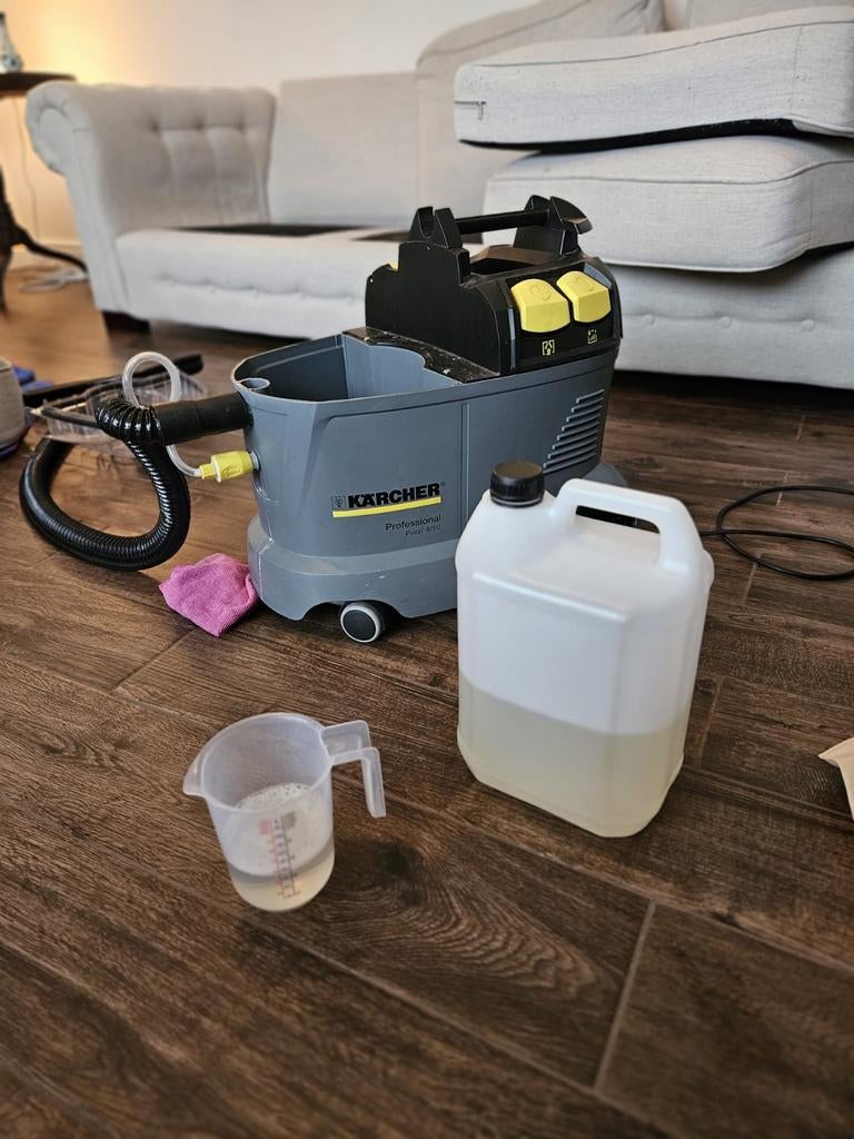 Nettoyeur de tapis et de sièges Kärcher Professional Puzzi 8, Enlèvement ou Envoi