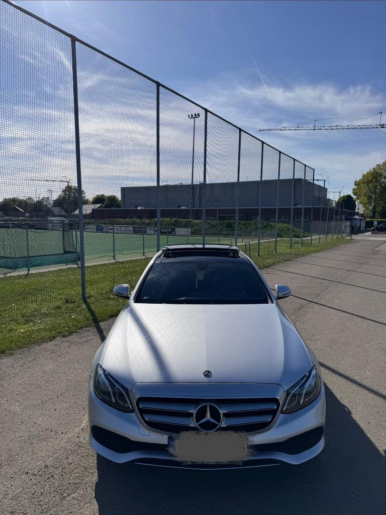 Mercedes E 200 D, Auto's, Achterwielaandrijving, Leder en Stof, 5 deurs, Particulier